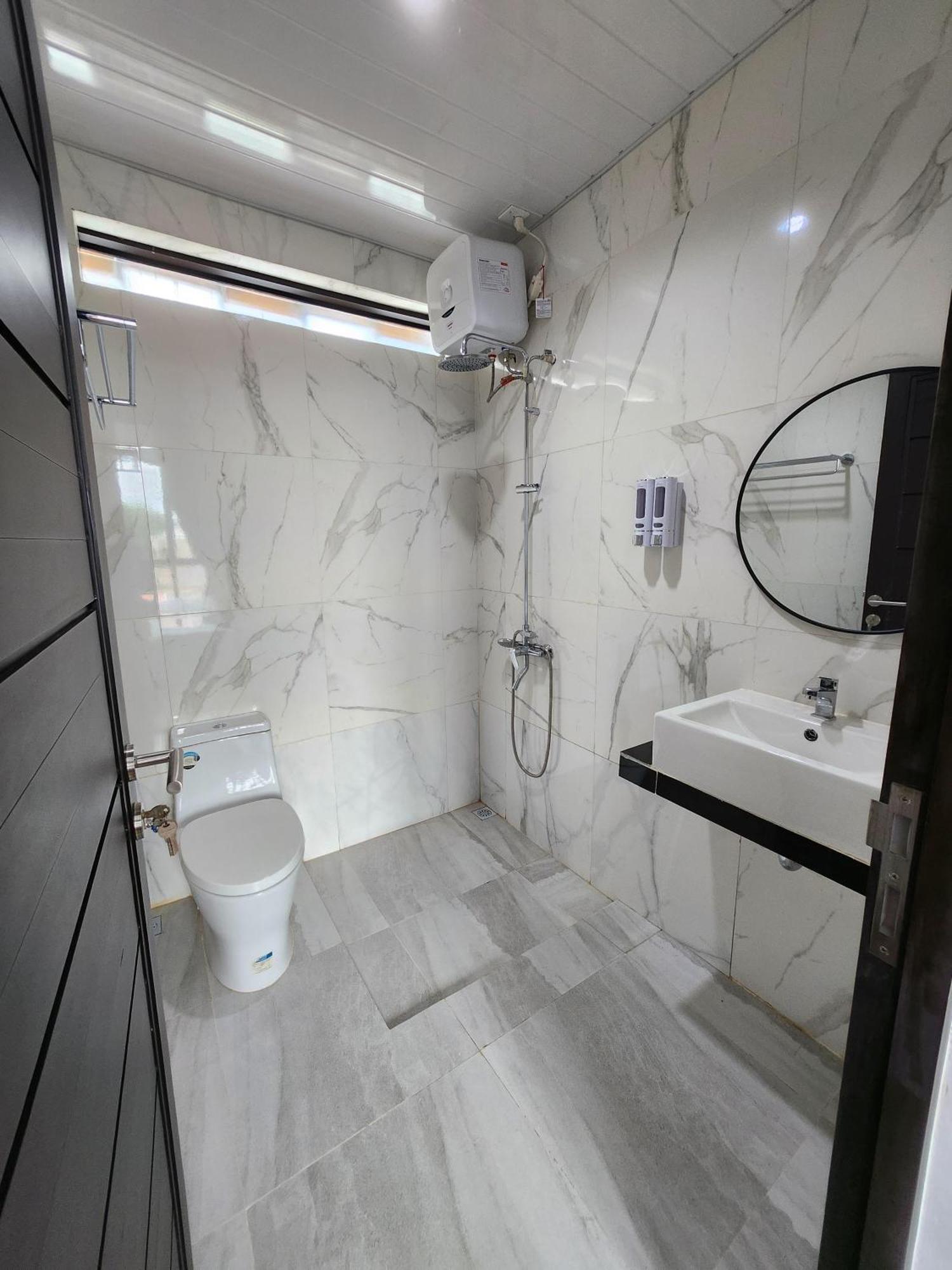 The Icon Central Batam 3 Bedroom Home Villa With Private Pool 外观 照片